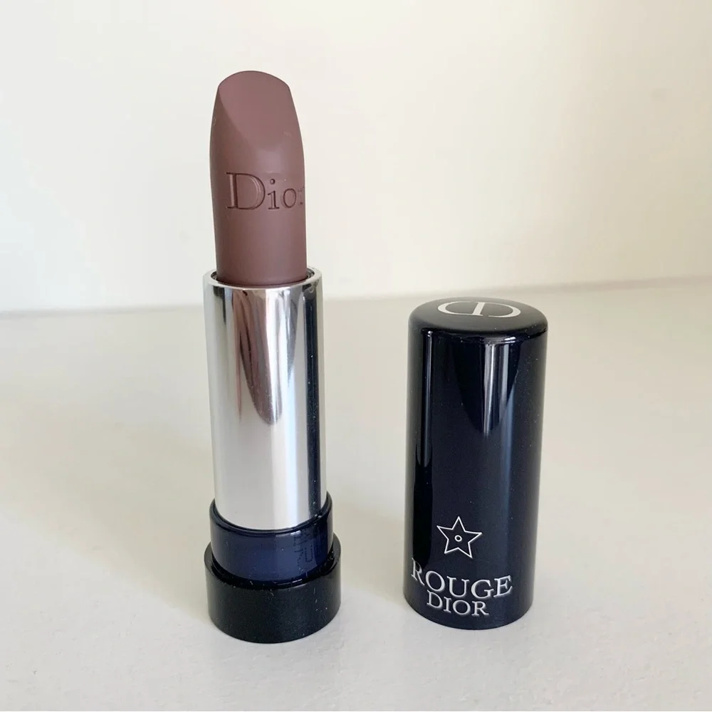 NWOT Dior matte lipstick #810